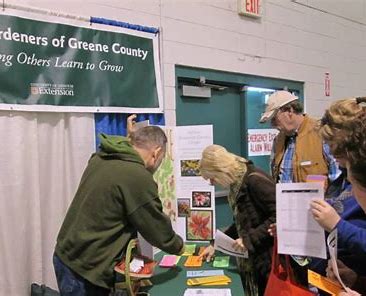 Master Gardeners at the Lawn and Garden Show